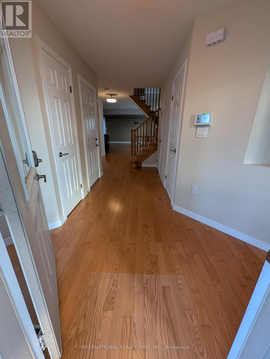 69 Periwinkle Drive, Hamilton, Ontario  L0R 1P0 - Photo 3 - X13667862