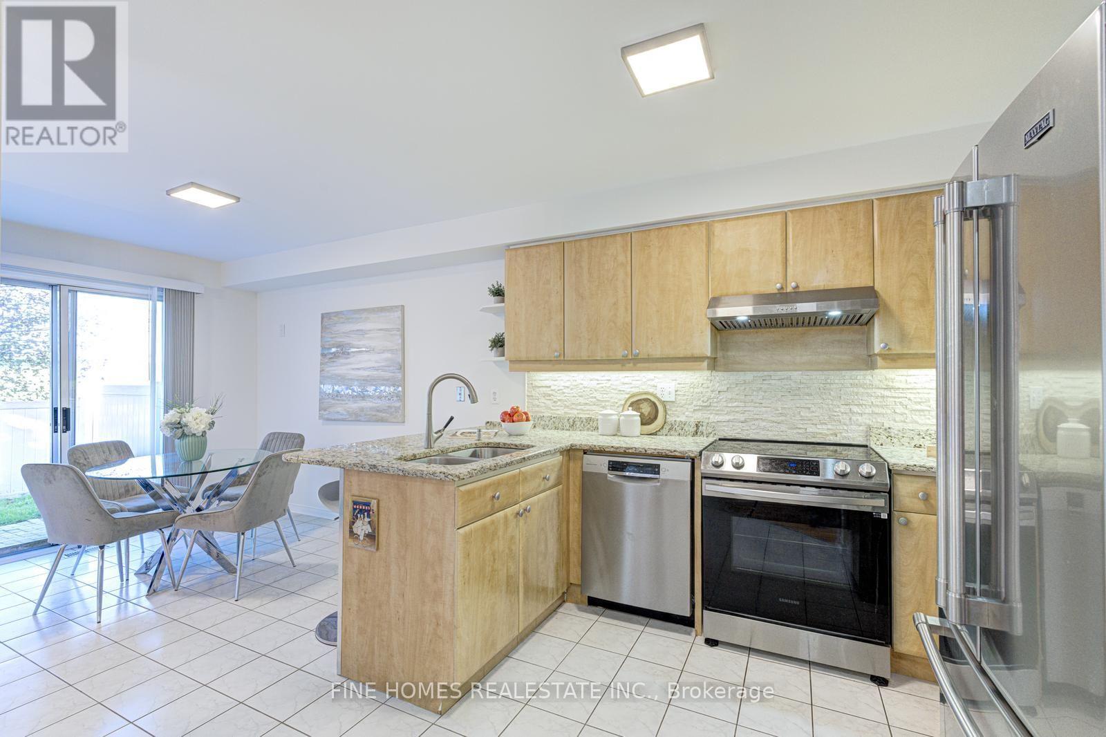 42 Alameda Circle, Vaughan (Beverley Glen), Ontario  L4J 8A6 - Photo 11 - N13766458