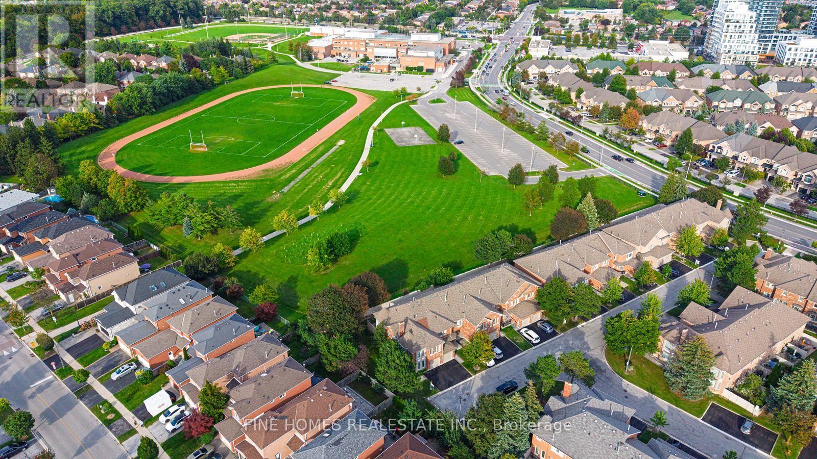 42 Alameda Circle, Vaughan (Beverley Glen), Ontario  L4J 8A6 - Photo 3 - N13766458