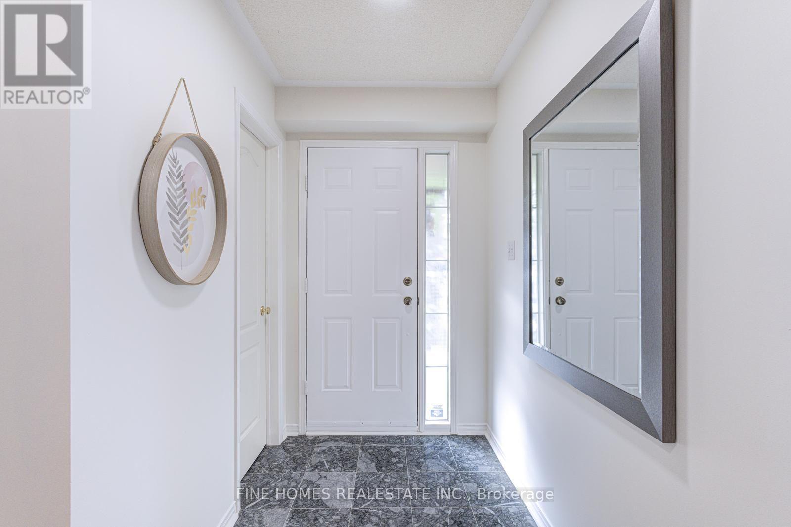 42 Alameda Circle, Vaughan (Beverley Glen), Ontario  L4J 8A6 - Photo 5 - N13766458