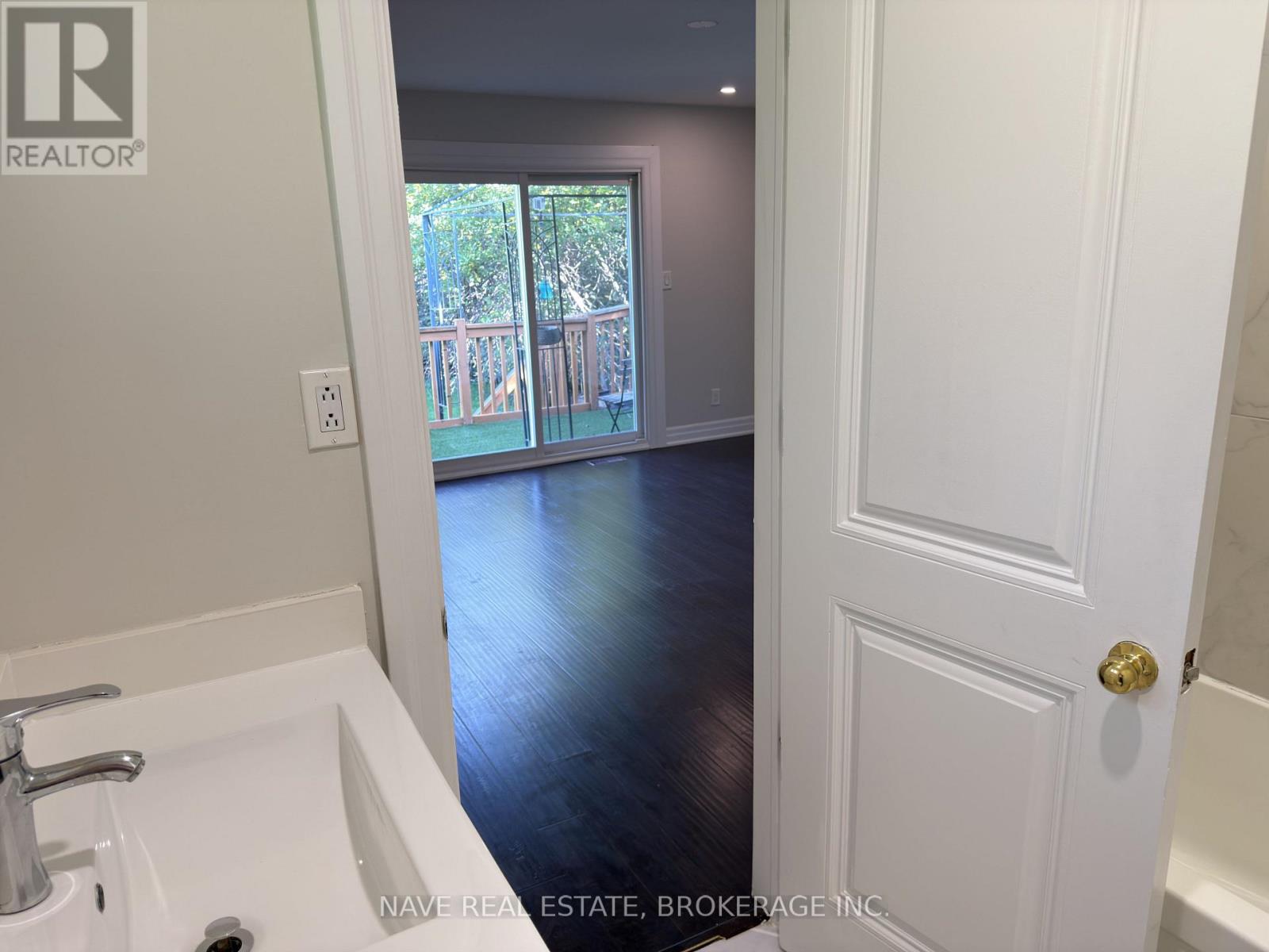 Main Floor - 50 Elgin Mills Road W, Richmond Hill (Westbrook), Ontario  L4C 4M2 - Photo 13 - N13766642
