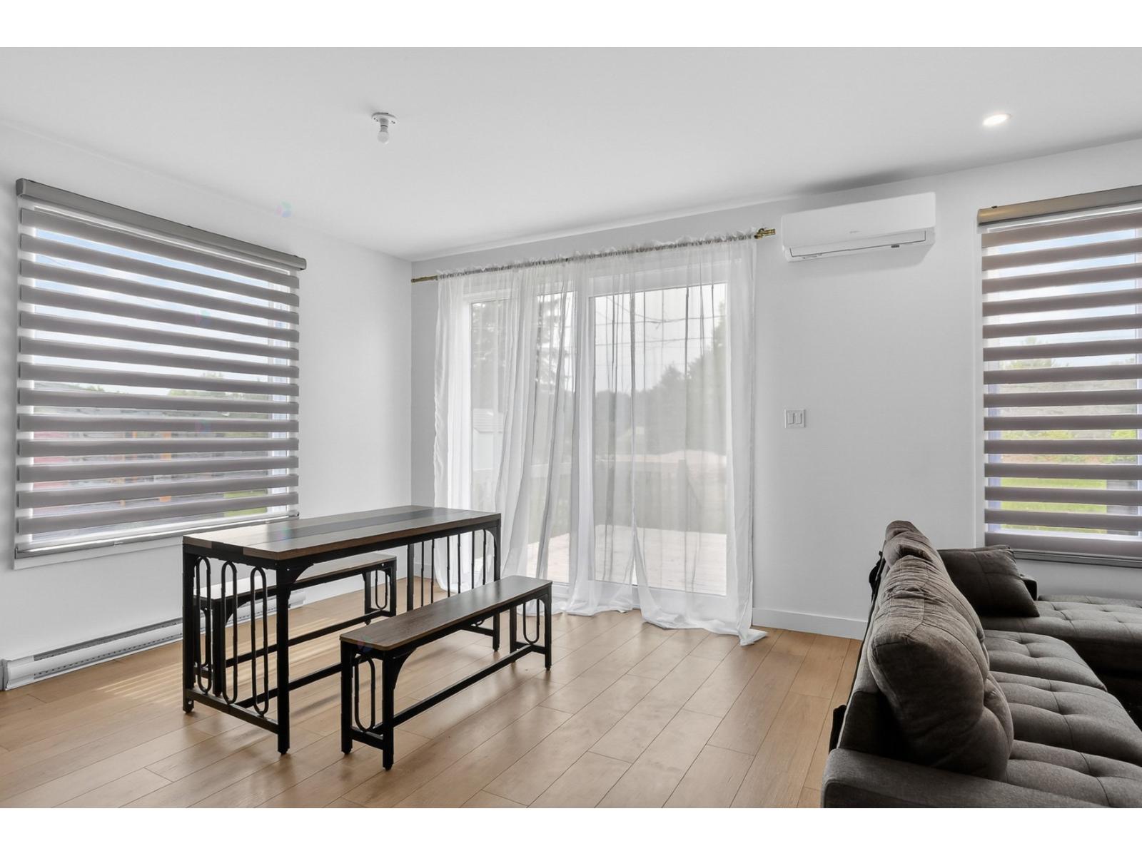 2264 Rue Grimard Trois-Rivières Quebec Canada G8Y0L4 5