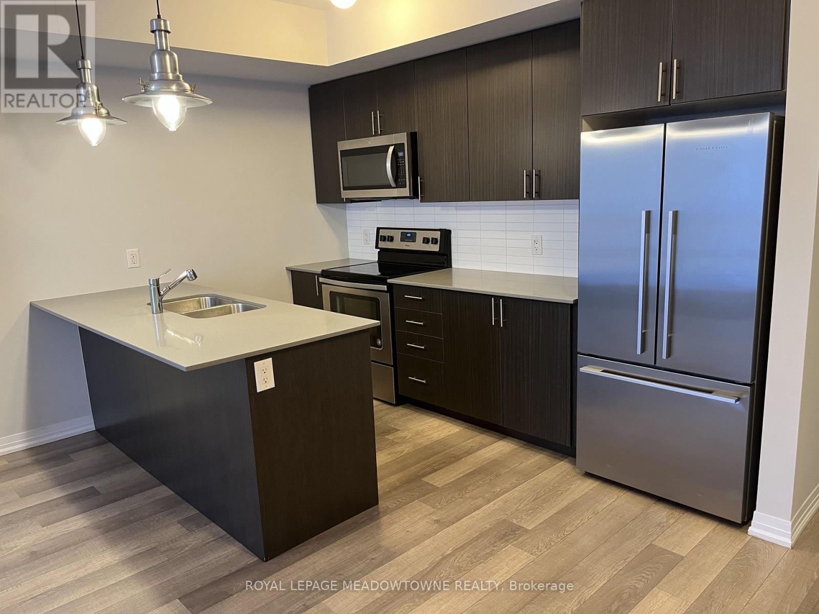 102 - 1208 Main Street, Milton, Ontario  L9T 9K7 - Photo 4 - W13766368