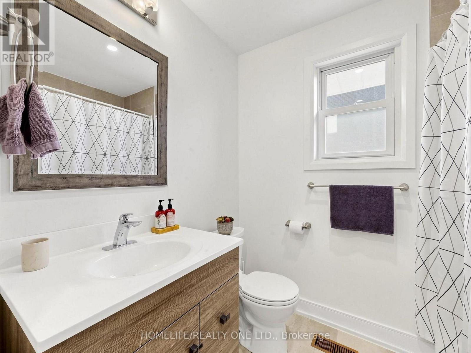 168 Wincott Drive, Toronto, Ontario  M9R 2P8 - Photo 25 - W13766452