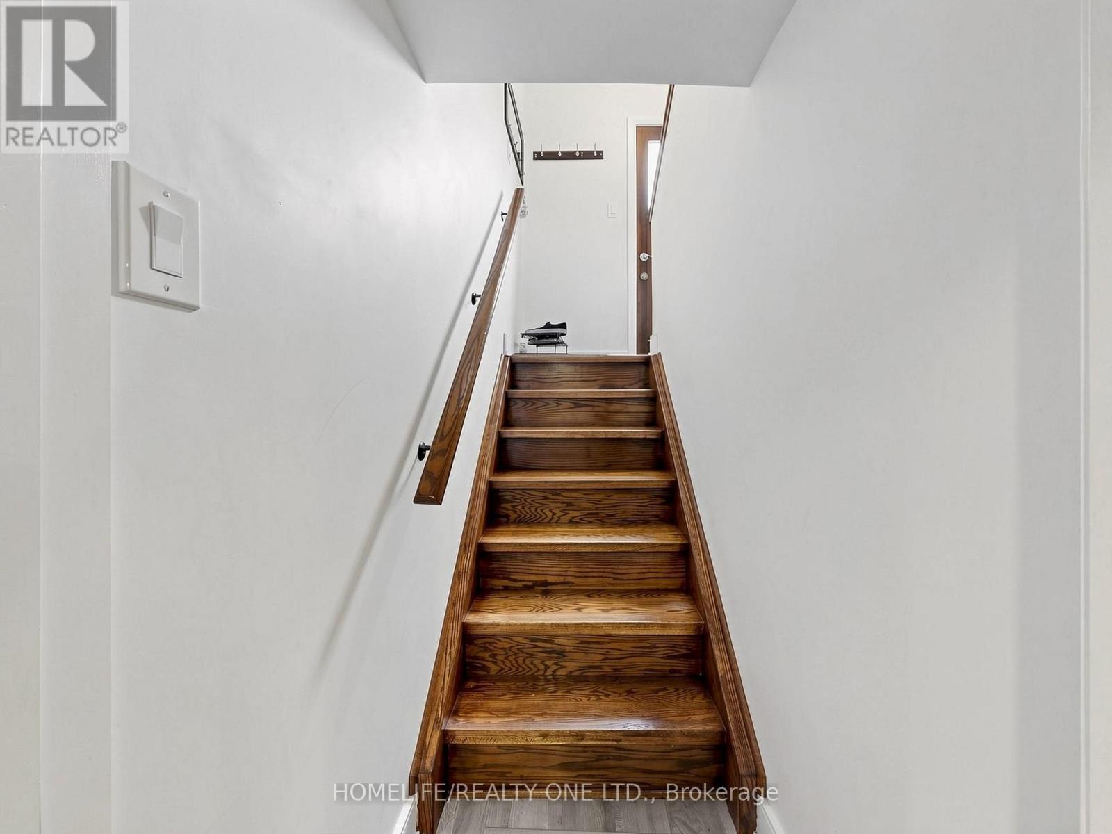 168 Wincott Drive, Toronto, Ontario  M9R 2P8 - Photo 29 - W13766452