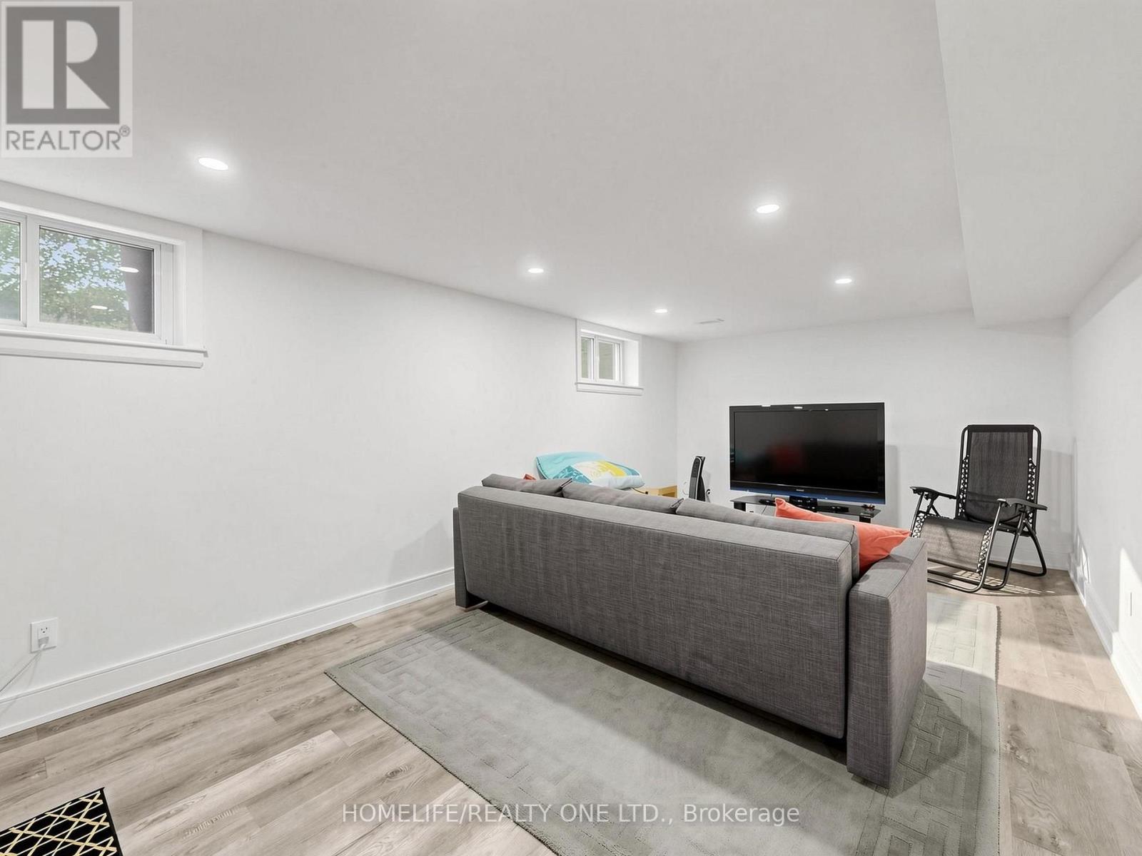 168 Wincott Drive, Toronto, Ontario  M9R 2P8 - Photo 31 - W13766452