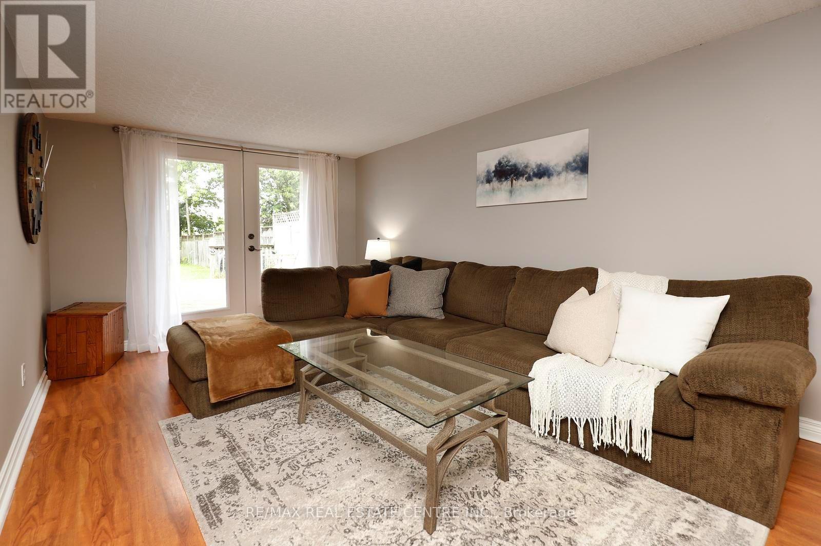 354 Martin Street SE, Milton, Ontario  L9T 2R6 - Photo 8 - W13766456