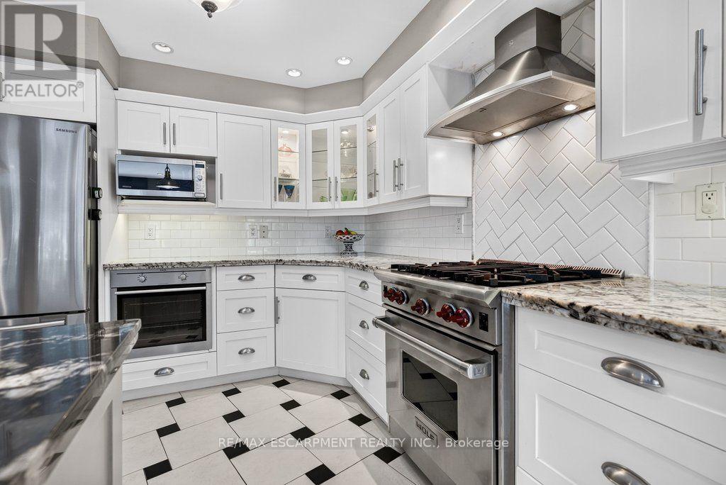 3151 Lakeshore Road, Burlington, Ontario  L7N 1A5 - Photo 14 - W13766514