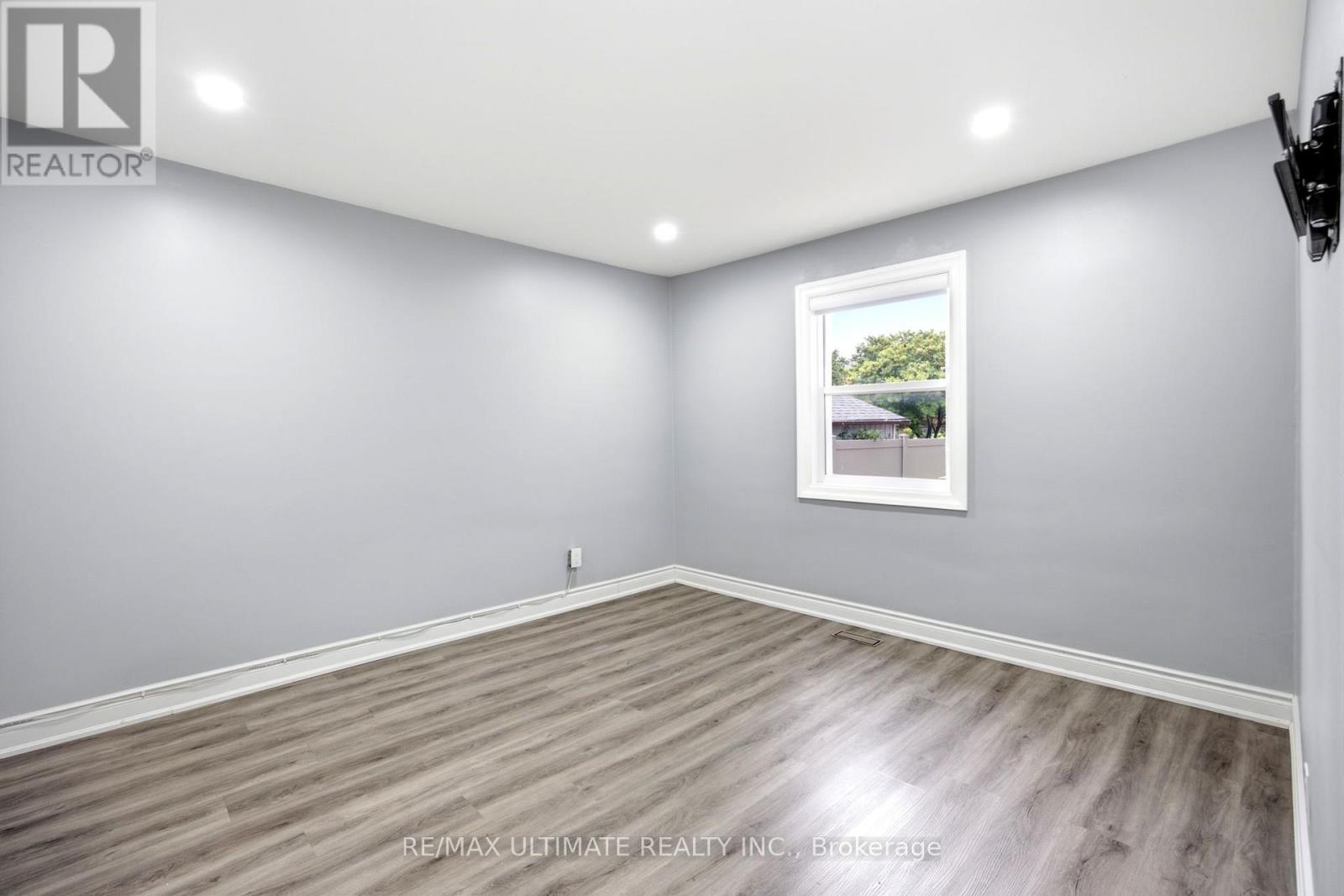 355 Culford Road, Toronto, Ontario  M6L 2V8 - Photo 28 - W13766696
