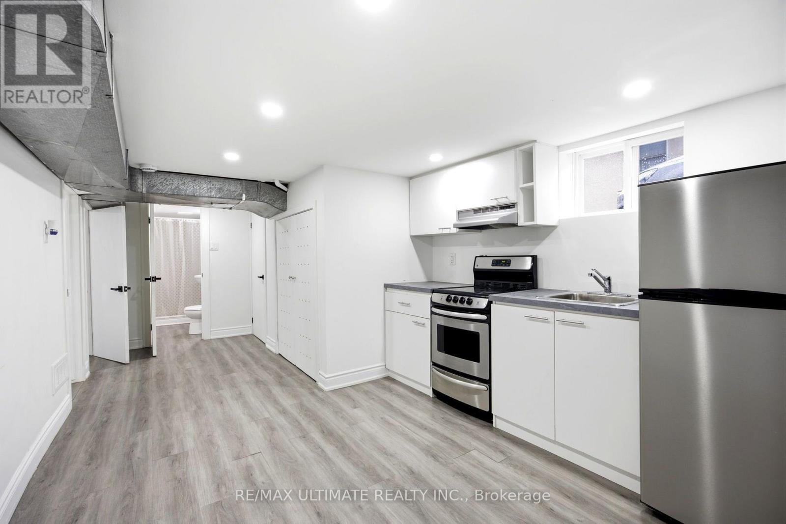 355 Culford Road, Toronto, Ontario  M6L 2V8 - Photo 3 - W13766696