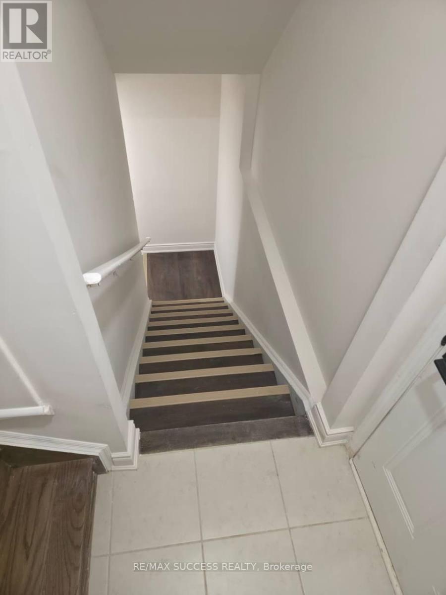 Lower - 1407 Hearns Place, Milton, Ontario  L9E 2J7 - Photo 12 - W13766720
