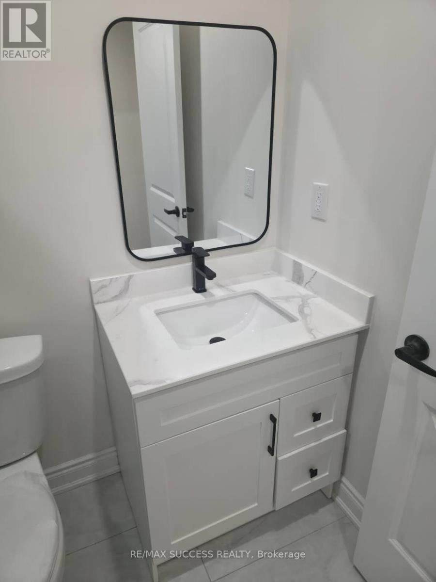 Lower - 1407 Hearns Place, Milton, Ontario  L9E 2J7 - Photo 7 - W13766720