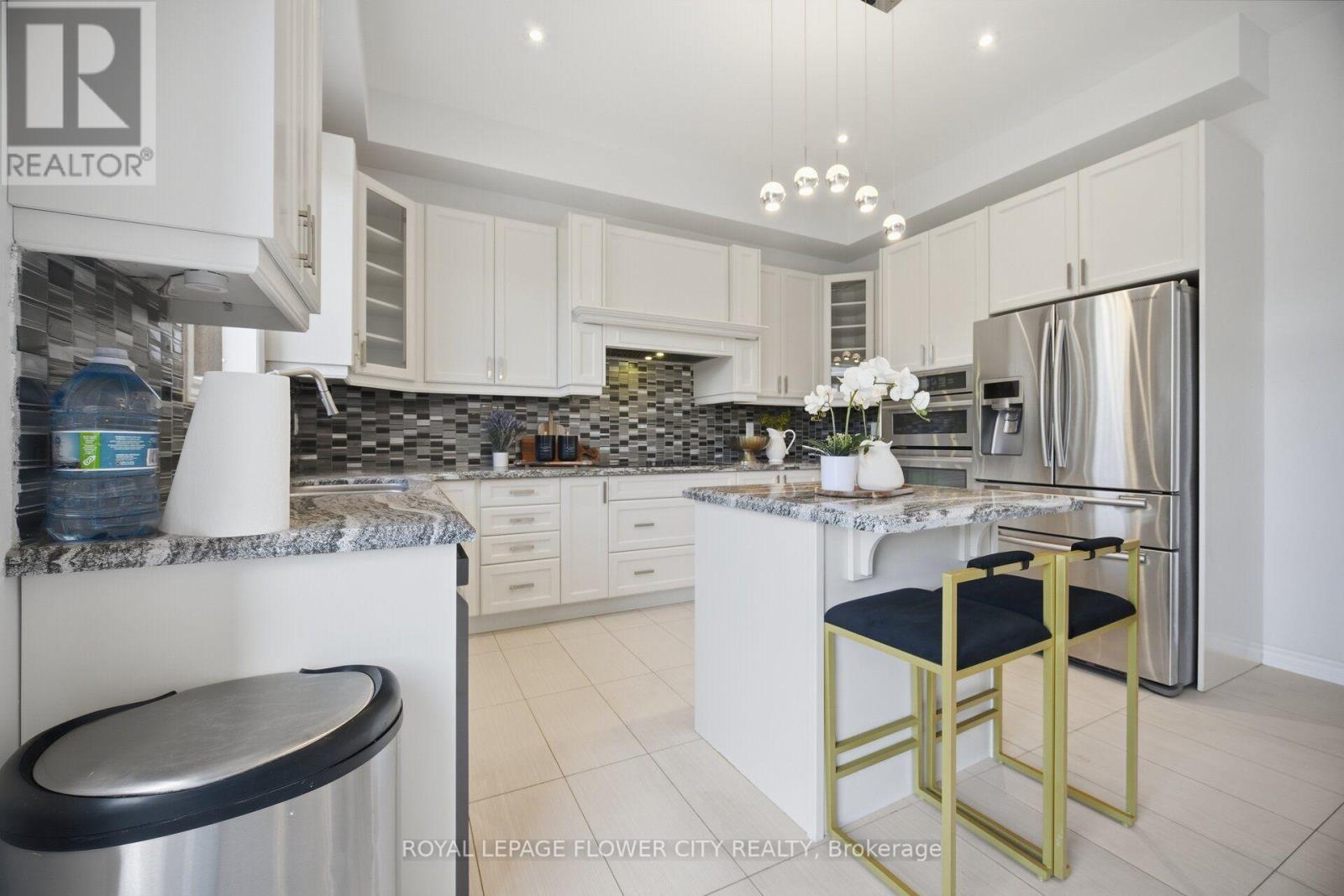 18 Malpass Street, Brampton, Ontario  L7A 4P8 - Photo 12 - W13766756