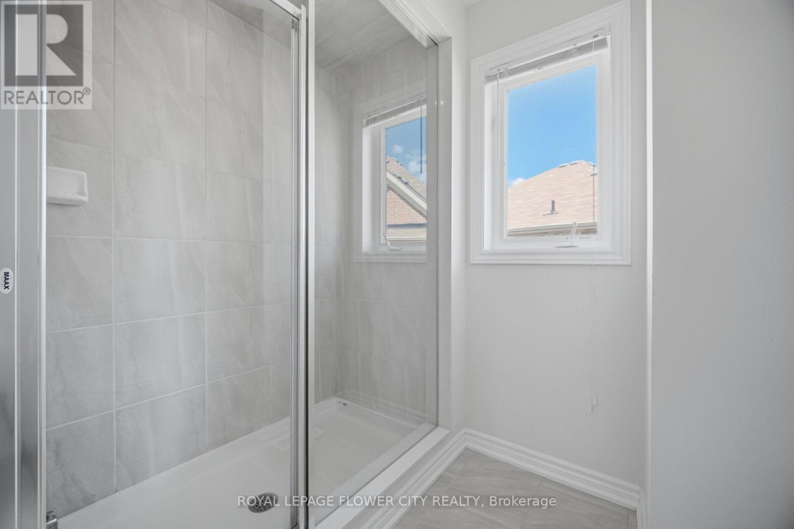 18 Malpass Street, Brampton, Ontario  L7A 4P8 - Photo 41 - W13766756