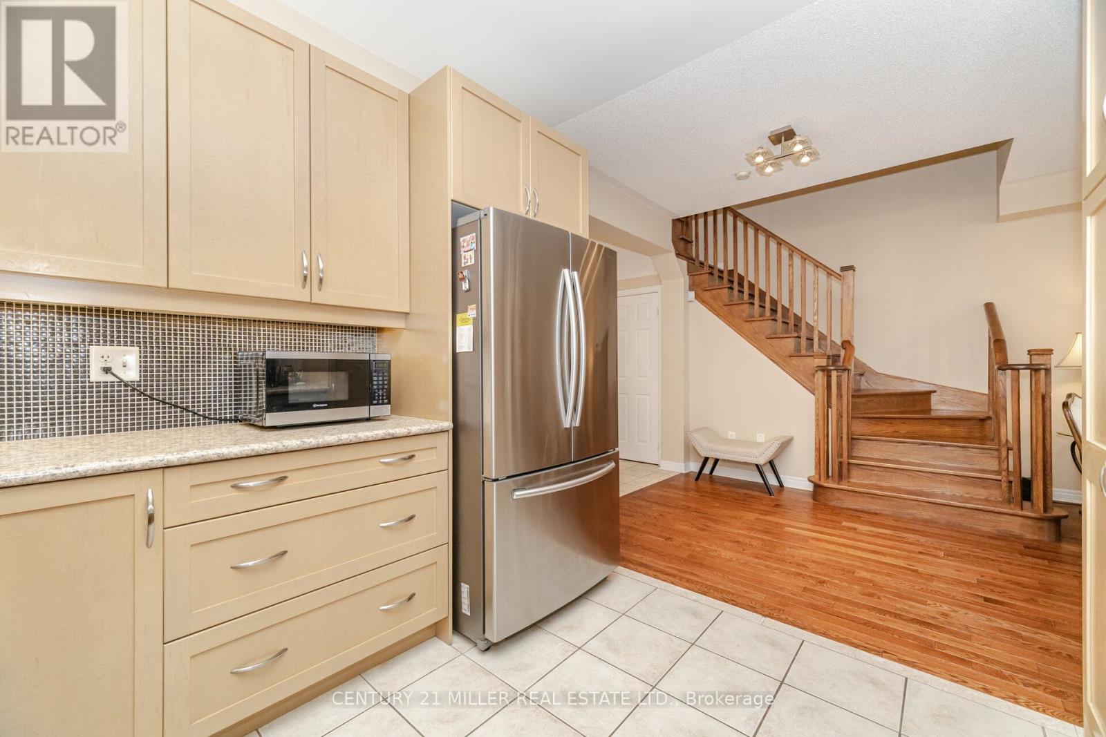 2191 Emily Circle, Oakville, Ontario  L6M 0E5 - Photo 10 - W13766798