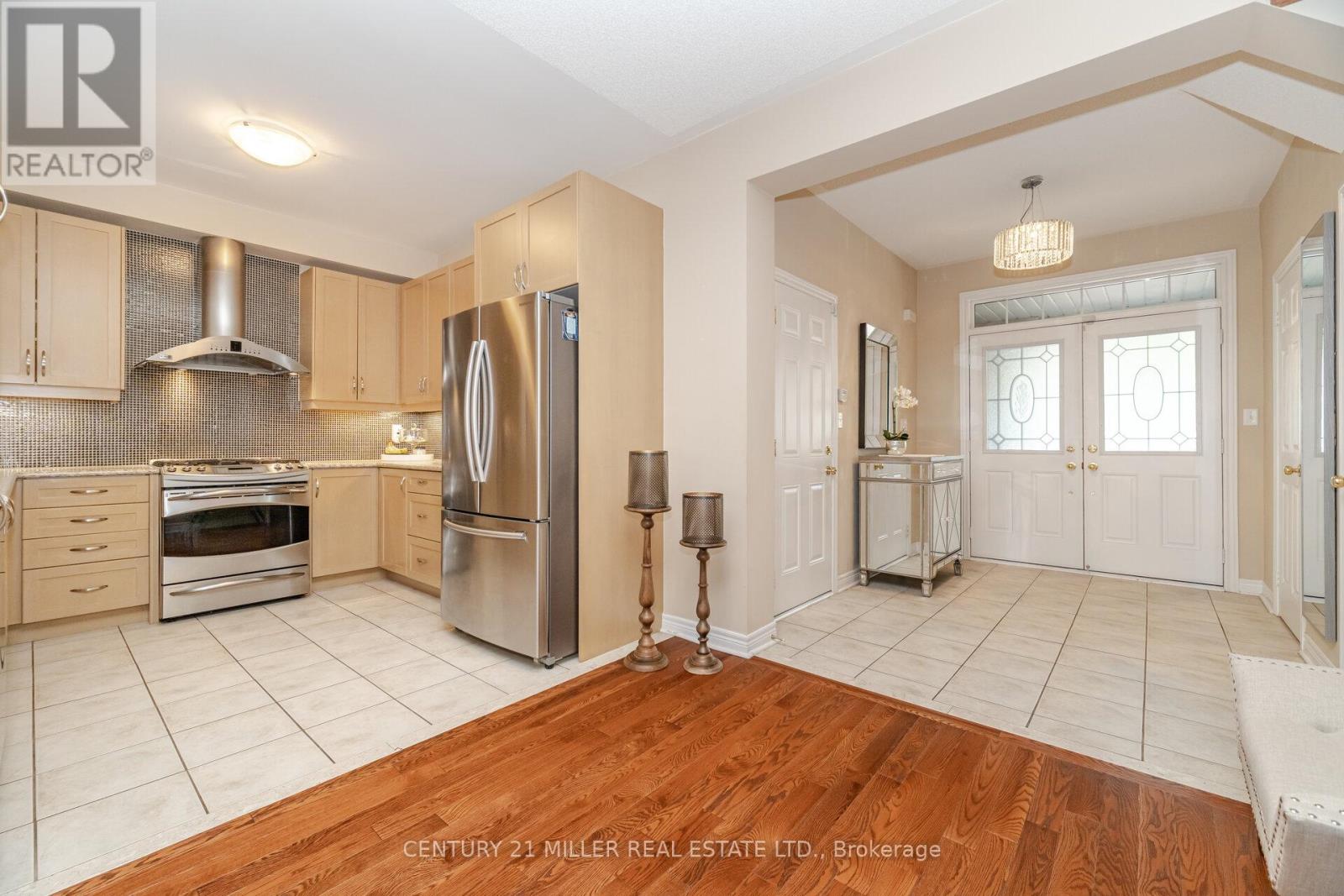 2191 Emily Circle, Oakville, Ontario  L6M 0E5 - Photo 7 - W13766798