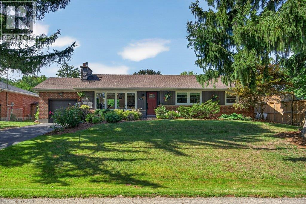395 LARK Avenue, Burlington, Ontario