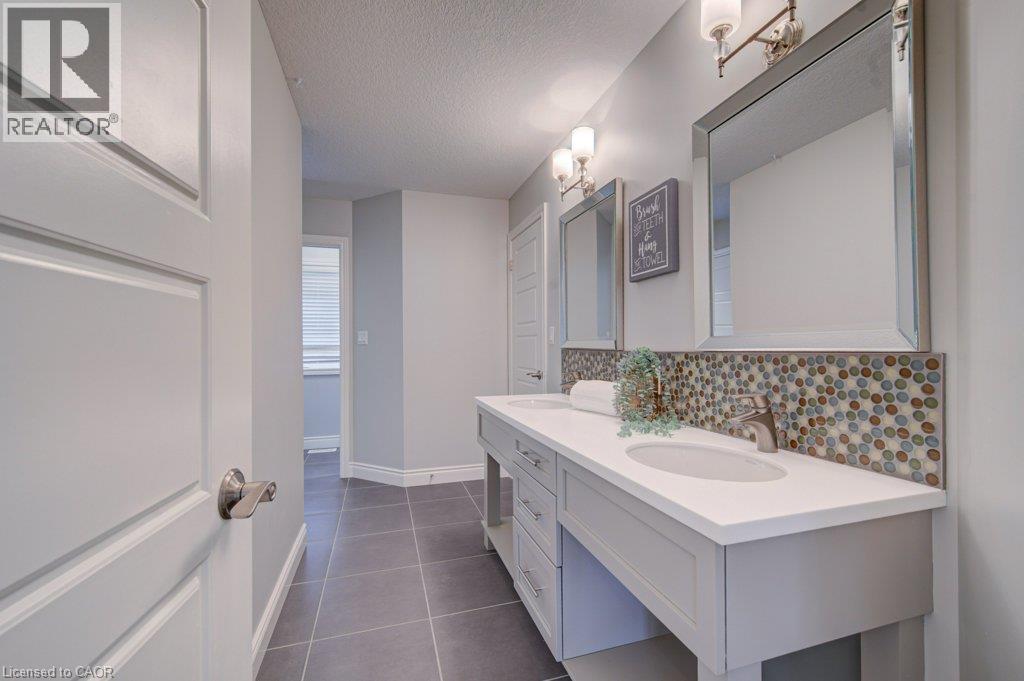 516 Preakness Street, Waterloo, Ontario  N2K 0C1 - Photo 25 - 40860808
