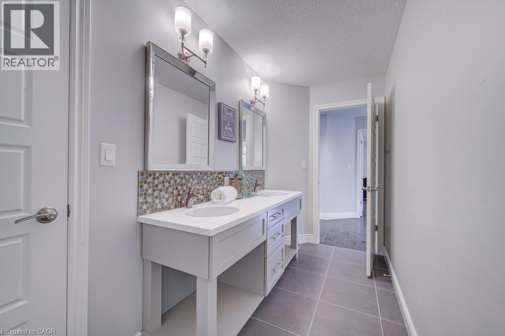 516 Preakness Street, Waterloo, Ontario  N2K 0C1 - Photo 26 - 40860808