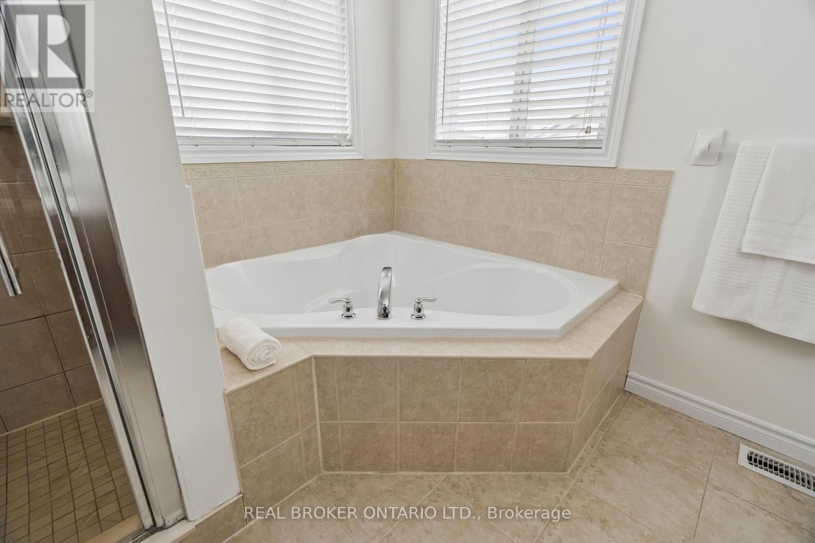 236 Ridge Top Crescent, Guelph/eramosa, Ontario  N0B 2K0 - Photo 24 - X13766454