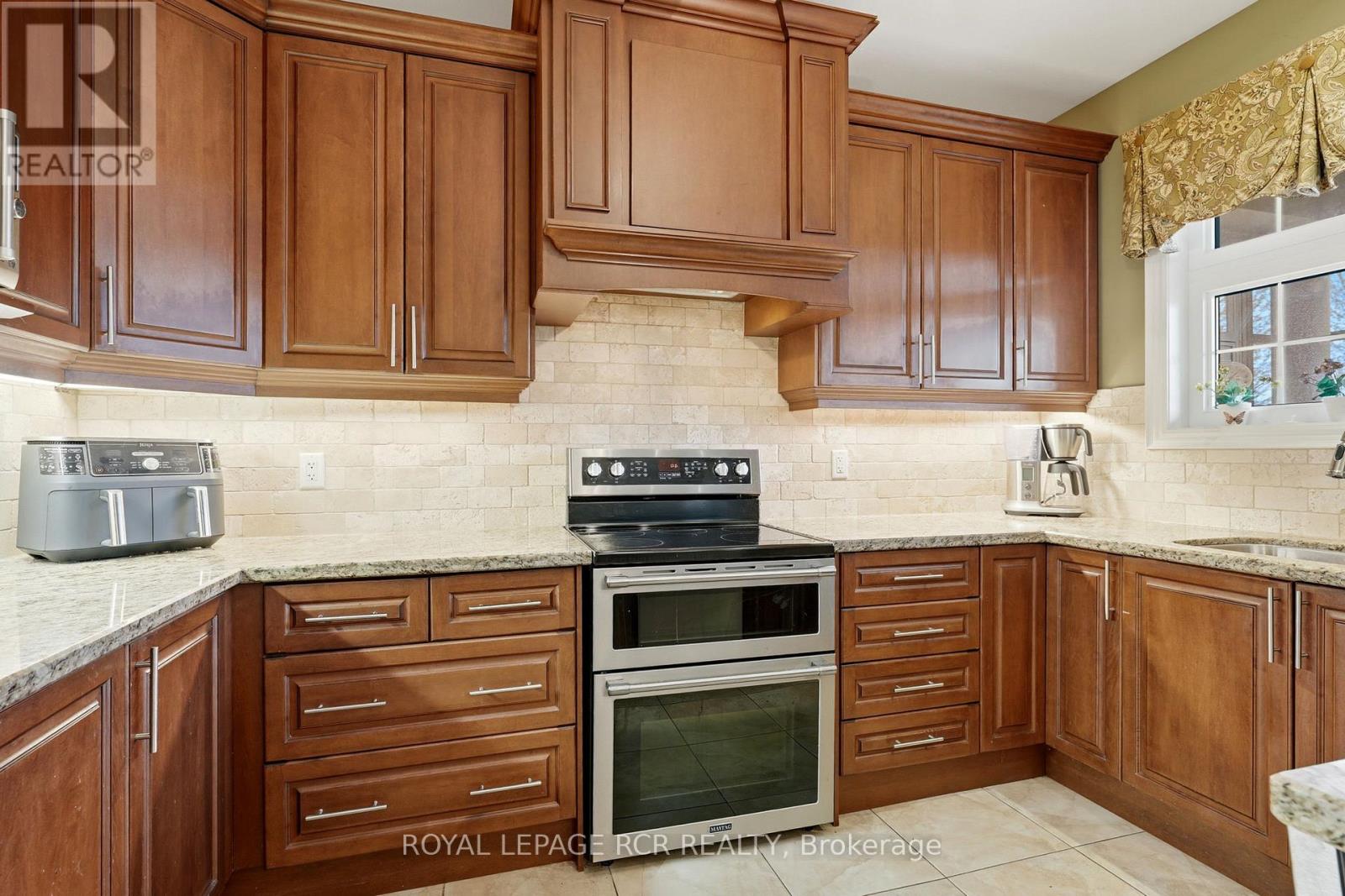 8 Masters Creek Boulevard, Mono, Ontario L9W 6L7 - Photo 22 - X13766474