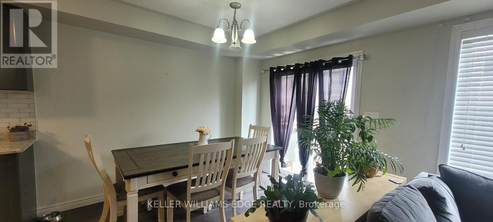 90 Bloom Crescent, Hamilton, Ontario  L0R 1P0 - Photo 3 - X13766654