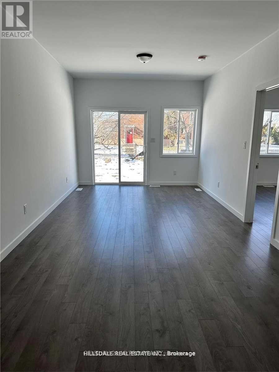 326 Chaffey Street, Welland, Ontario  L3B 0K4 - Photo 3 - X13766752