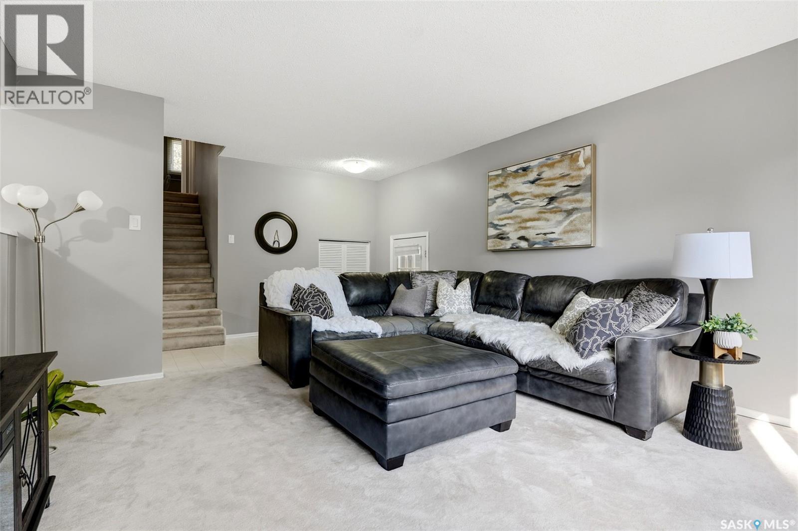 903 Rowell Crescent N, Regina, Saskatchewan  S4X 2A5 - Photo 4 - SK048016