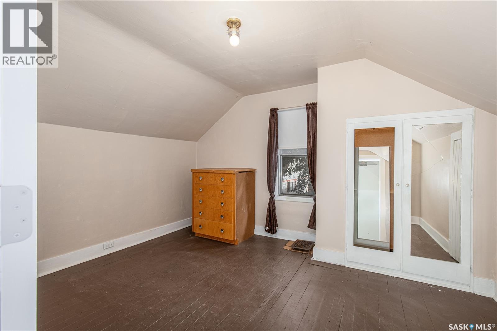 877 9th Avenue Nw, Moose Jaw, Saskatchewan  S6H 4J3 - Photo 20 - SK047993