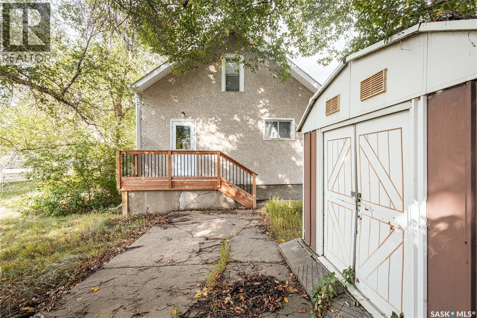 877 9th Avenue Nw, Moose Jaw, Saskatchewan  S6H 4J3 - Photo 27 - SK047993