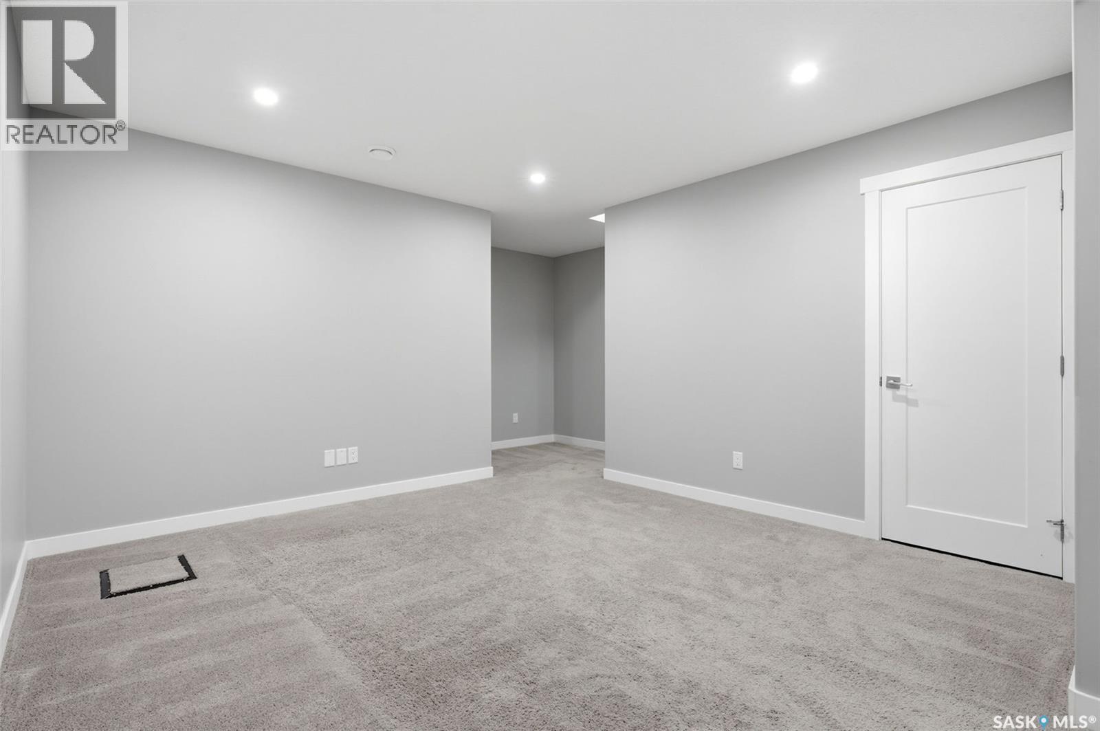 4241 E Keller Avenue, Regina, Saskatchewan  S4V 3P8 - Photo 32 - SK047988
