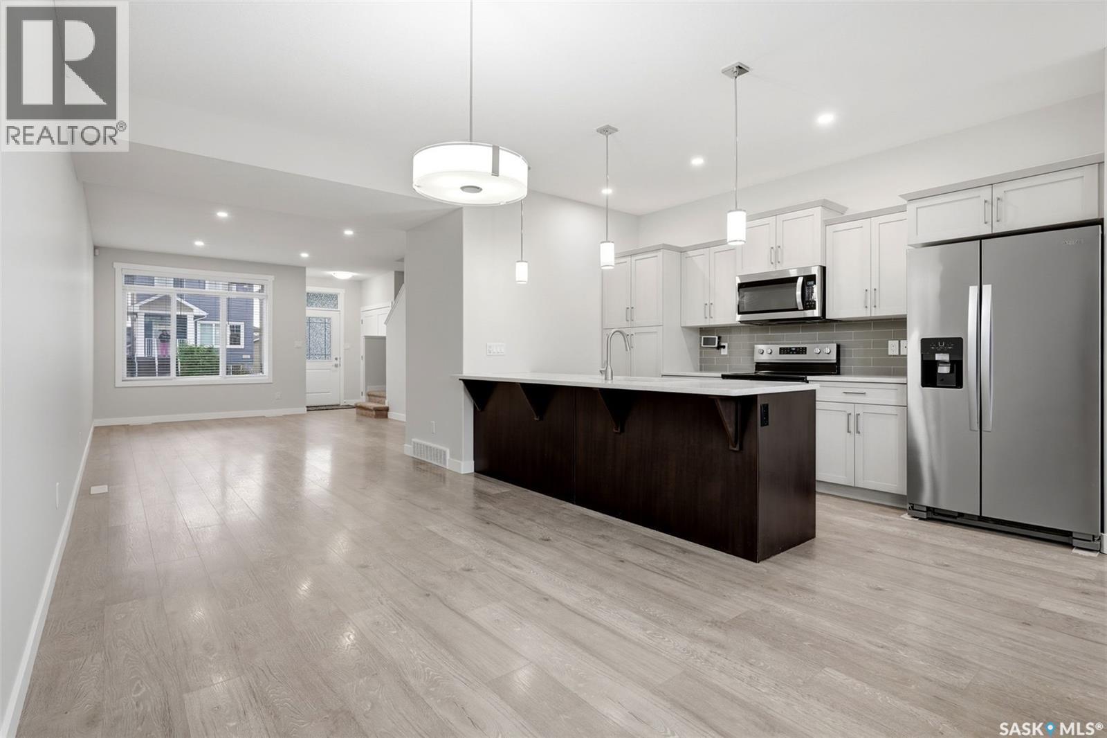 4241 E Keller Avenue, Regina, Saskatchewan  S4V 3P8 - Photo 8 - SK047988