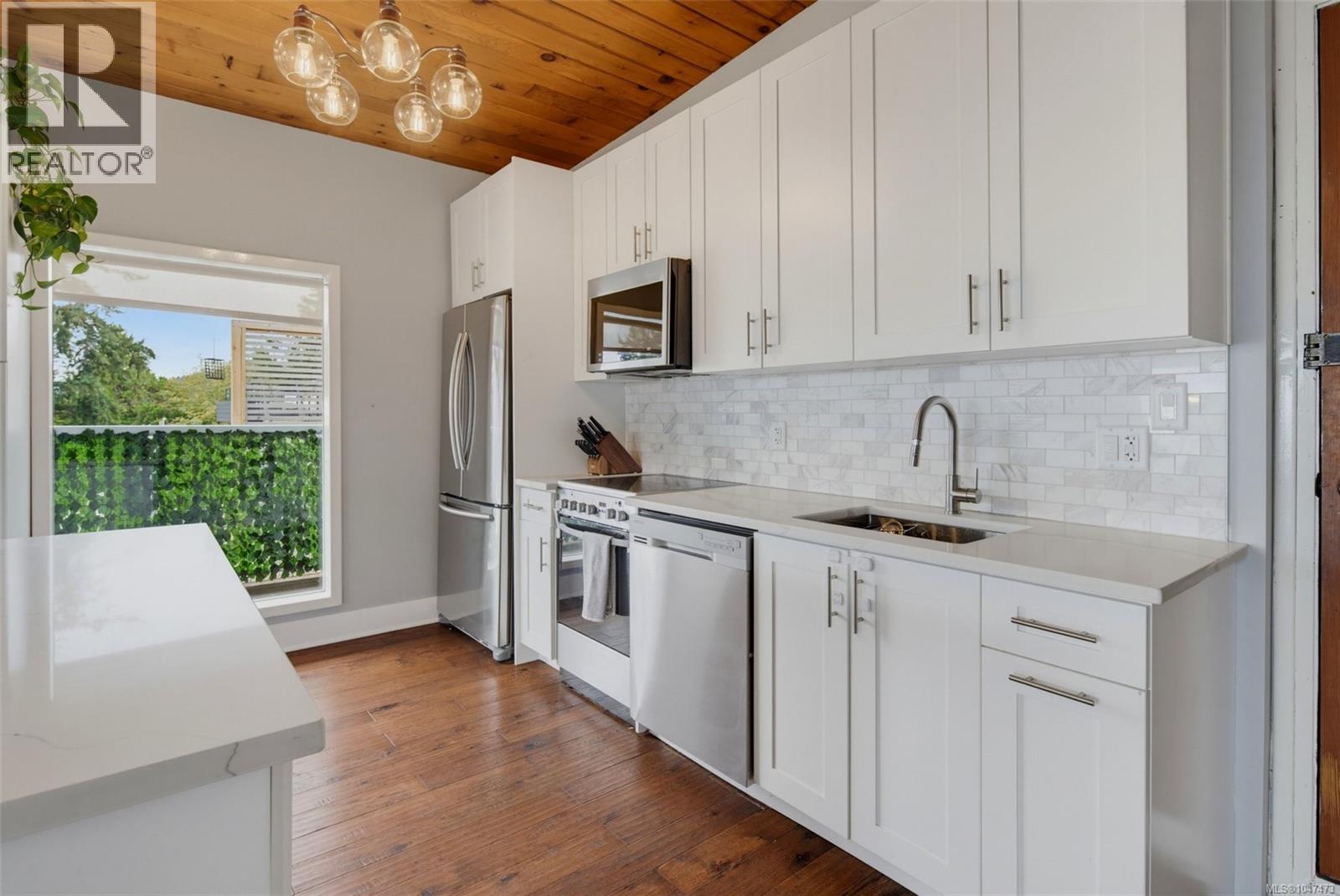 5248 Parker Ave, Saanich, British Columbia  V8Y 2M9 - Photo 12 - 1047473