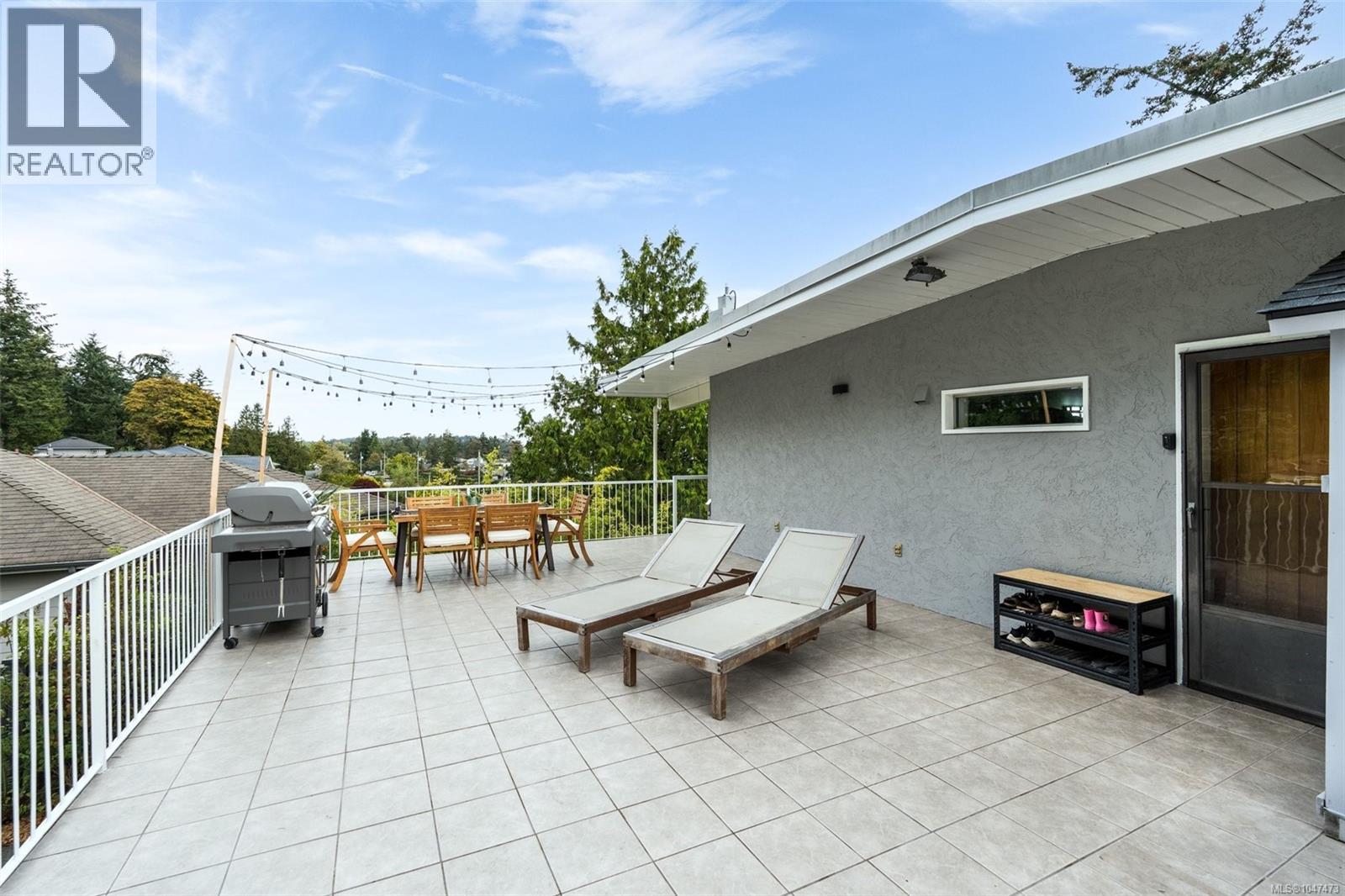 5248 Parker Ave, Saanich, British Columbia  V8Y 2M9 - Photo 32 - 1047473