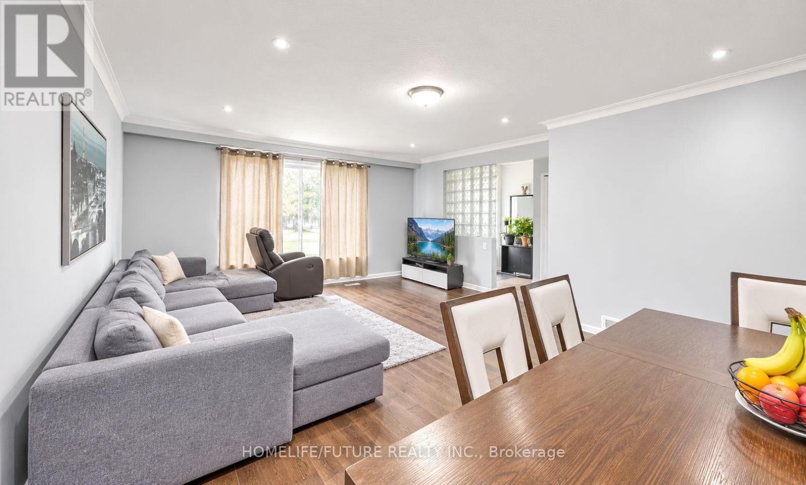 65 Blakemanor Boulevard, Toronto, Ontario  M1J 2W6 - Photo 24 - E13763694