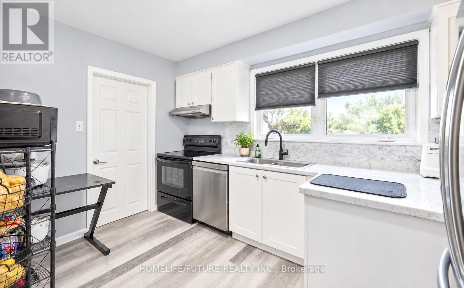 65 Blakemanor Boulevard, Toronto, Ontario  M1J 2W6 - Photo 6 - E13763694