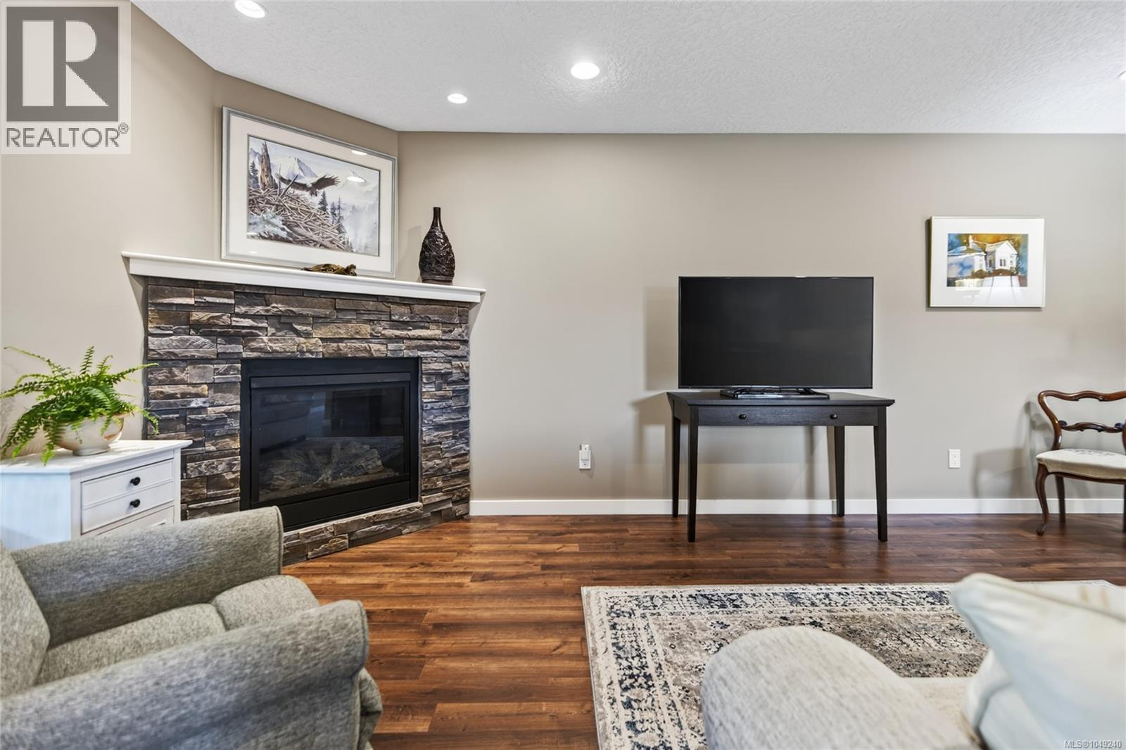 2567 Kendal Ave, Cumberland, British Columbia  V0R 1S0 - Photo 27 - 1049240