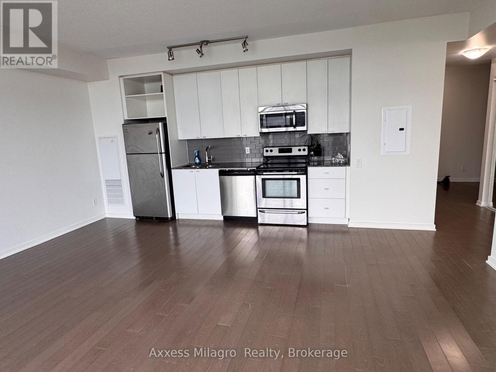 3016 - 105 The Queensway Way, Toronto, Ontario  M6S 5B5 - Photo 3 - W13680080