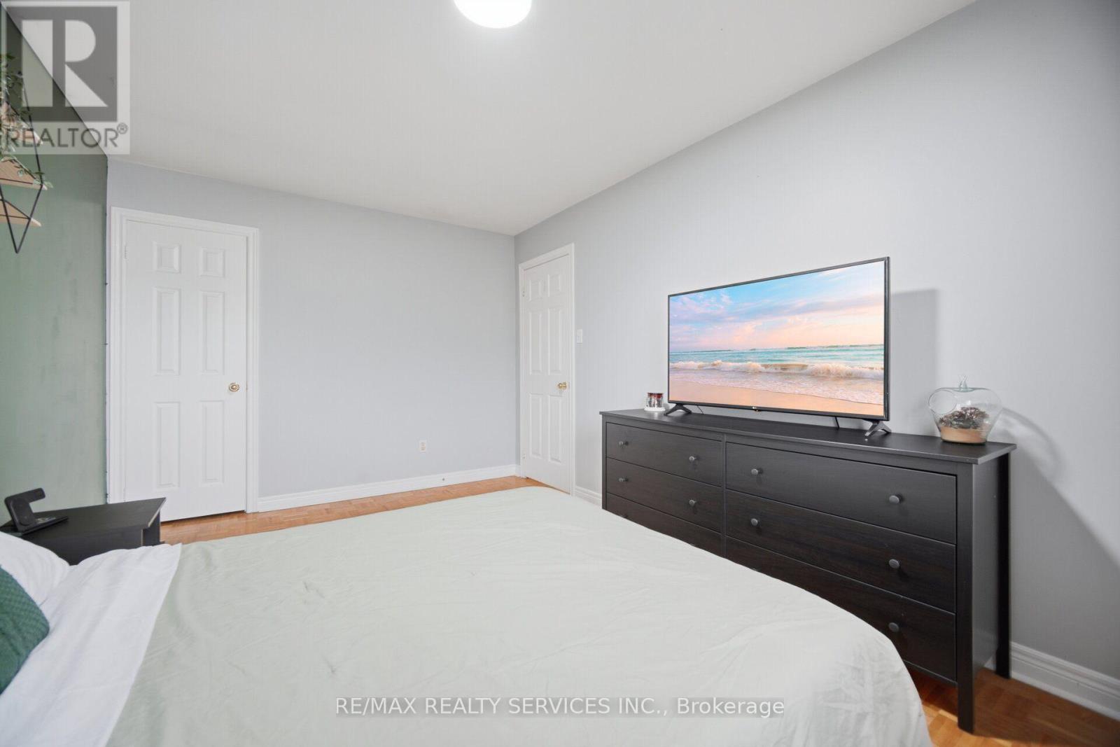 92 Farthingale Crescent, Brampton, Ontario  L7A 1W8 - Photo 24 - W13765222