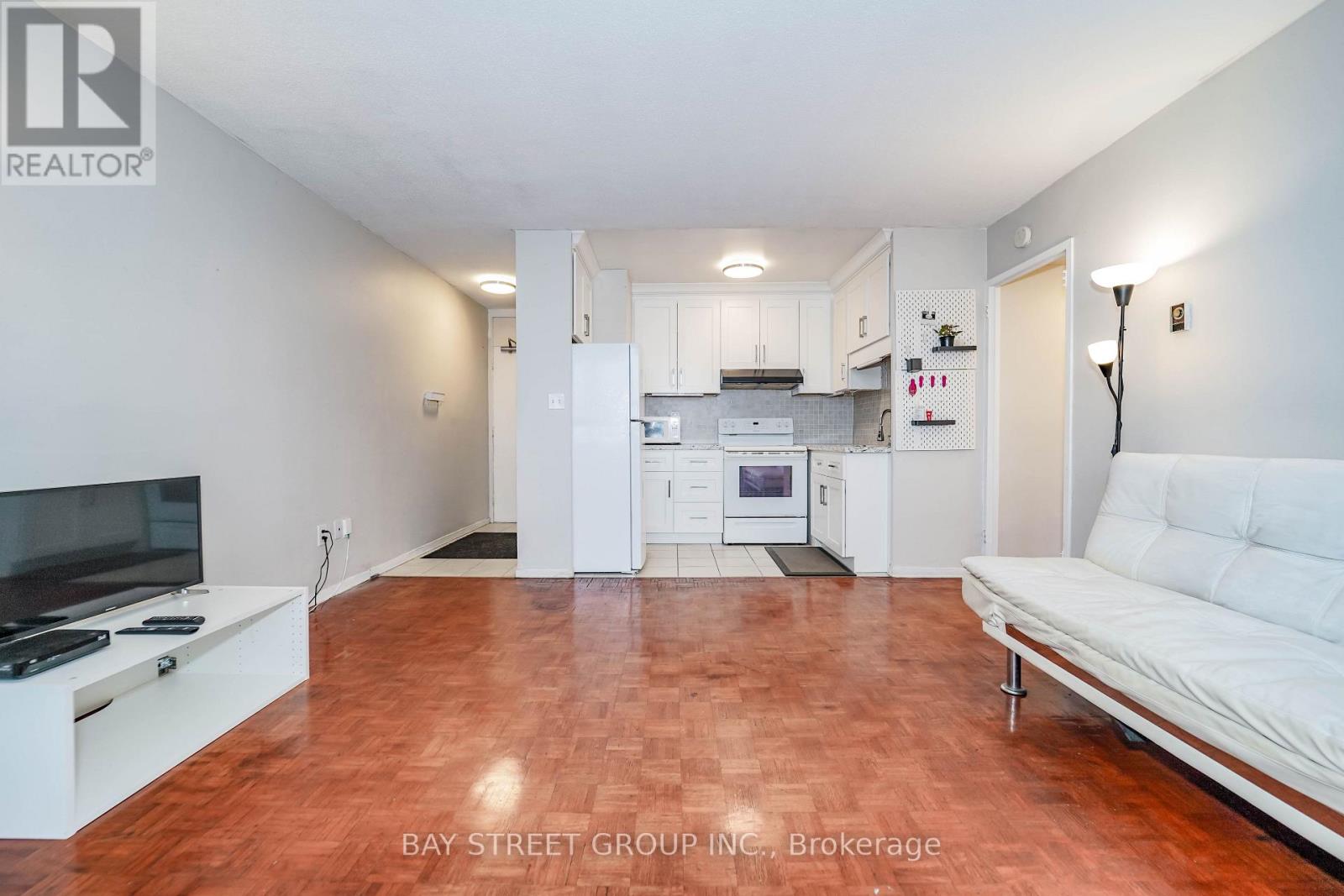 1016 - 40 Homewood Avenue, Toronto, Ontario  M4Y 2K2 - Photo 15 - C13751372
