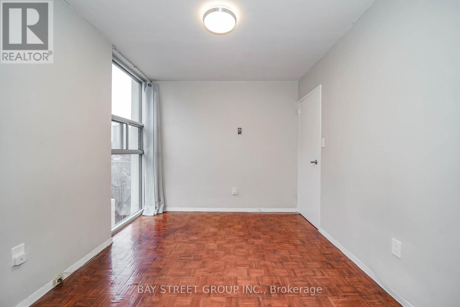 1016 - 40 Homewood Avenue, Toronto, Ontario  M4Y 2K2 - Photo 29 - C13751372