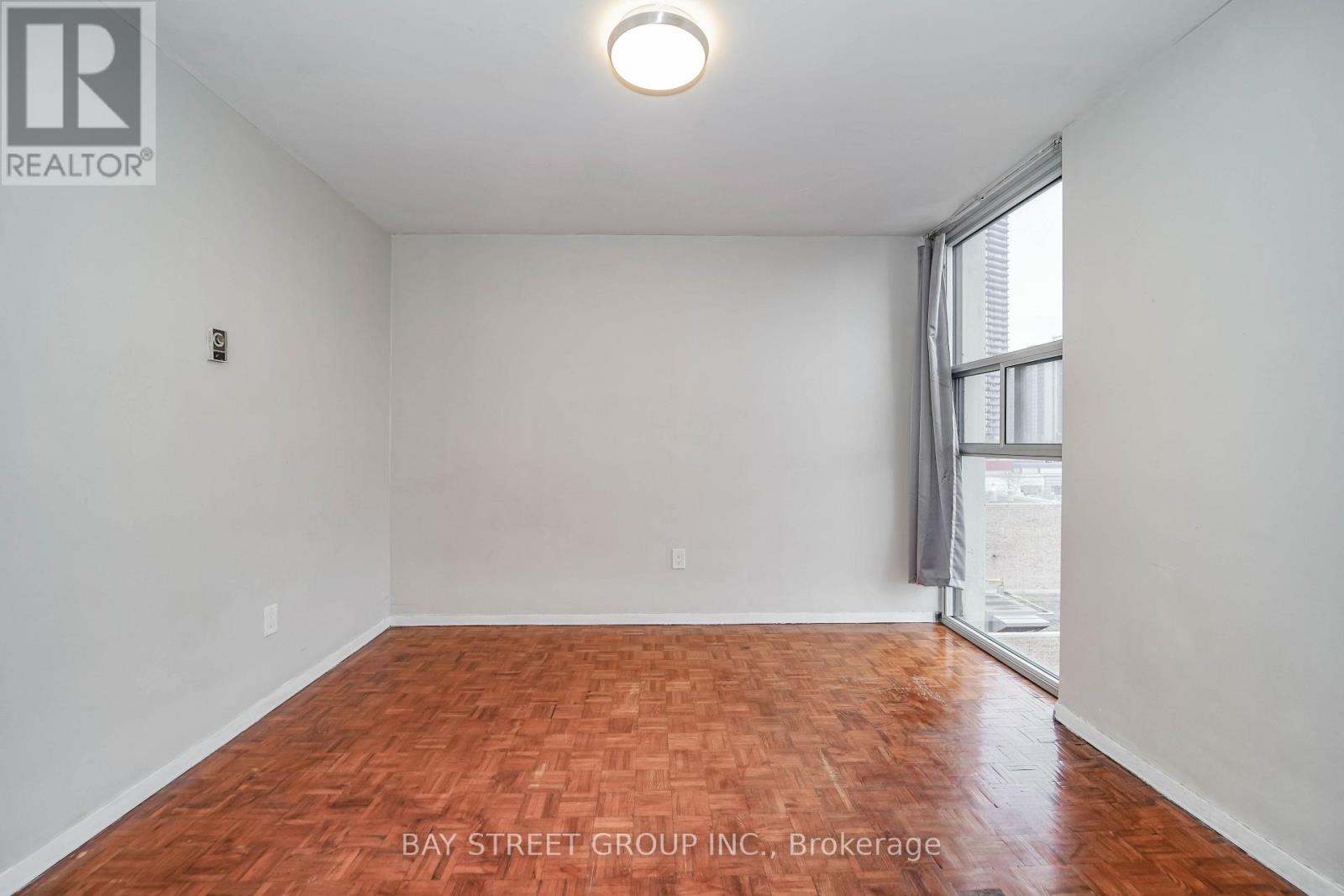 1016 - 40 Homewood Avenue, Toronto, Ontario  M4Y 2K2 - Photo 21 - C13751372