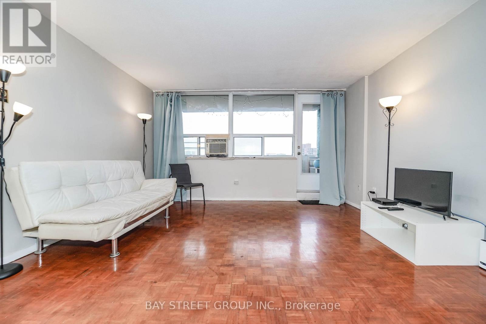 1016 - 40 Homewood Avenue, Toronto, Ontario  M4Y 2K2 - Photo 14 - C13751372