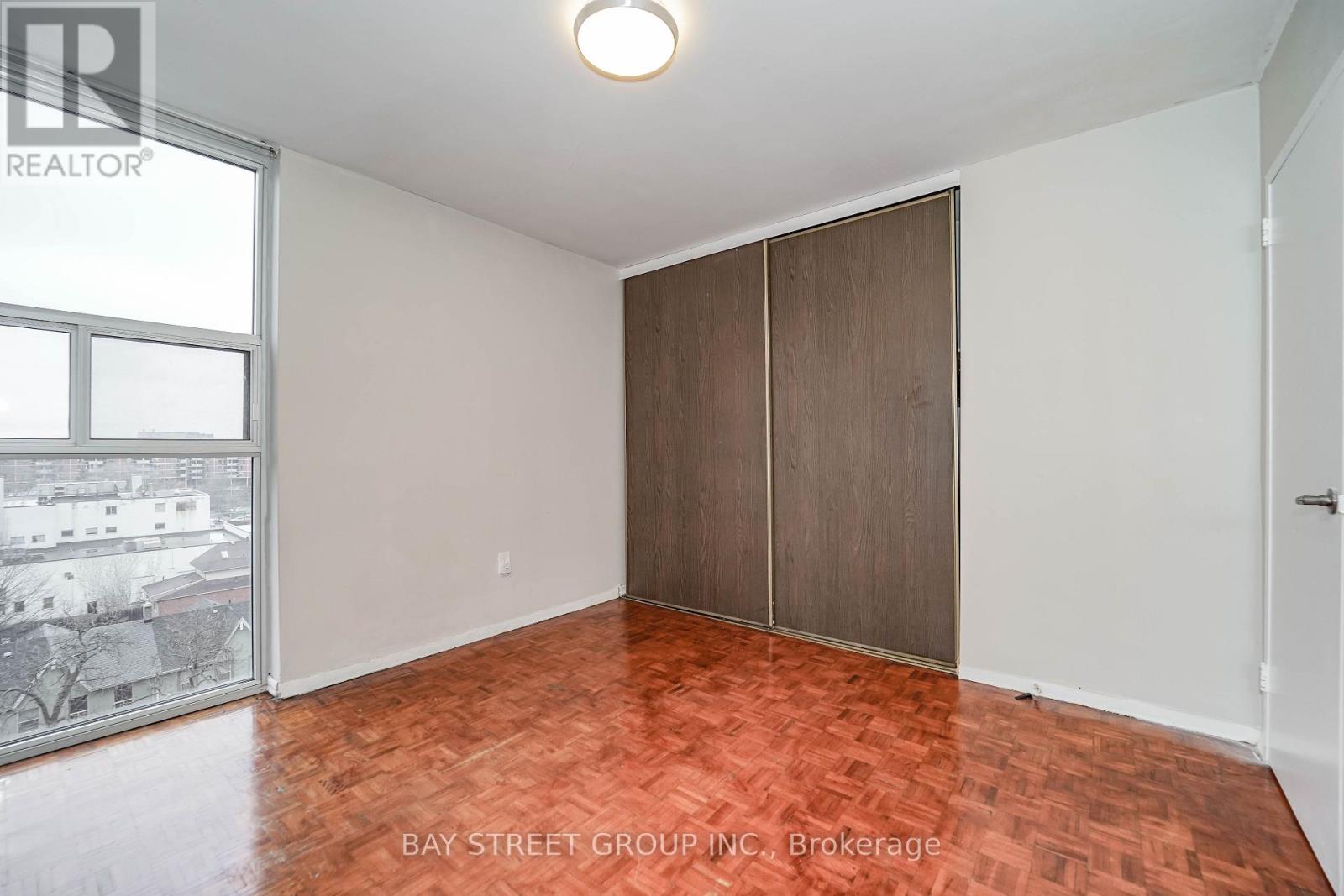 1016 - 40 Homewood Avenue, Toronto, Ontario  M4Y 2K2 - Photo 25 - C13751372