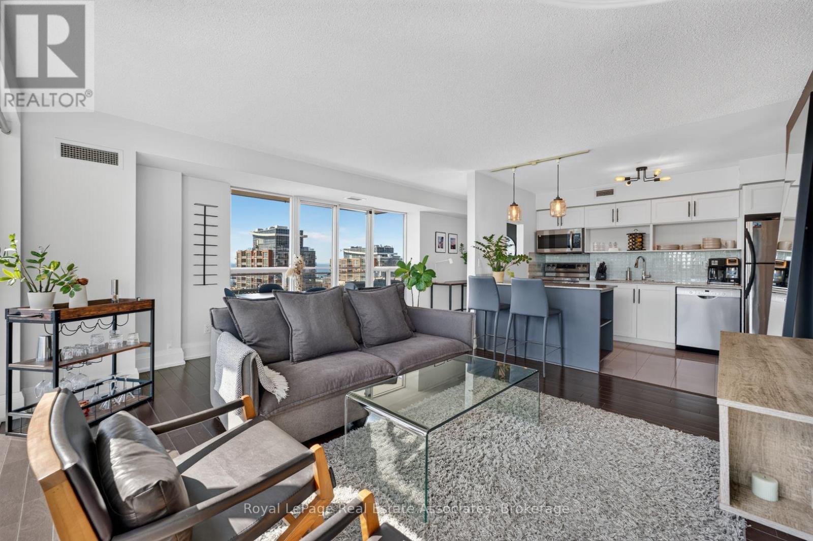 2210 - 80 Western Battery Road, Toronto, Ontario  M6K 3S1 - Photo 6 - C13765998