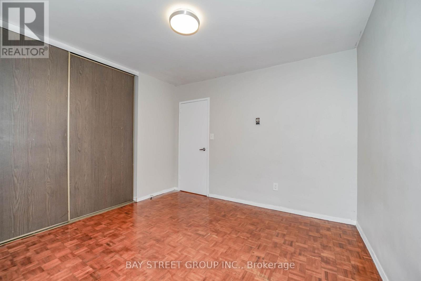 1016 - 40 Homewood Avenue, Toronto, Ontario  M4Y 2K2 - Photo 24 - C13751372