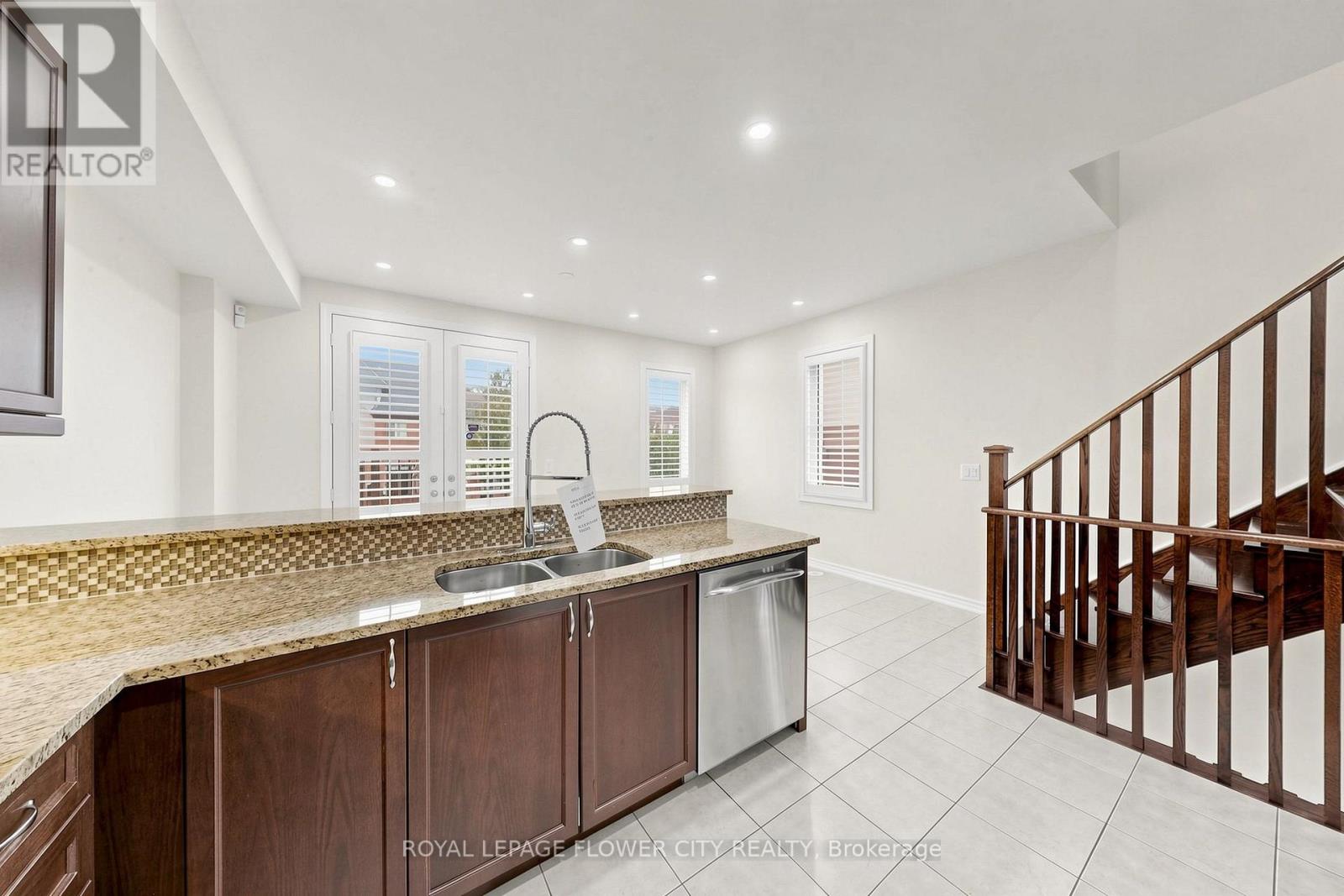 154 - 46 Soccavo Crescent, Brampton, Ontario L6Y 0W3 - Photo 23 - W13758772