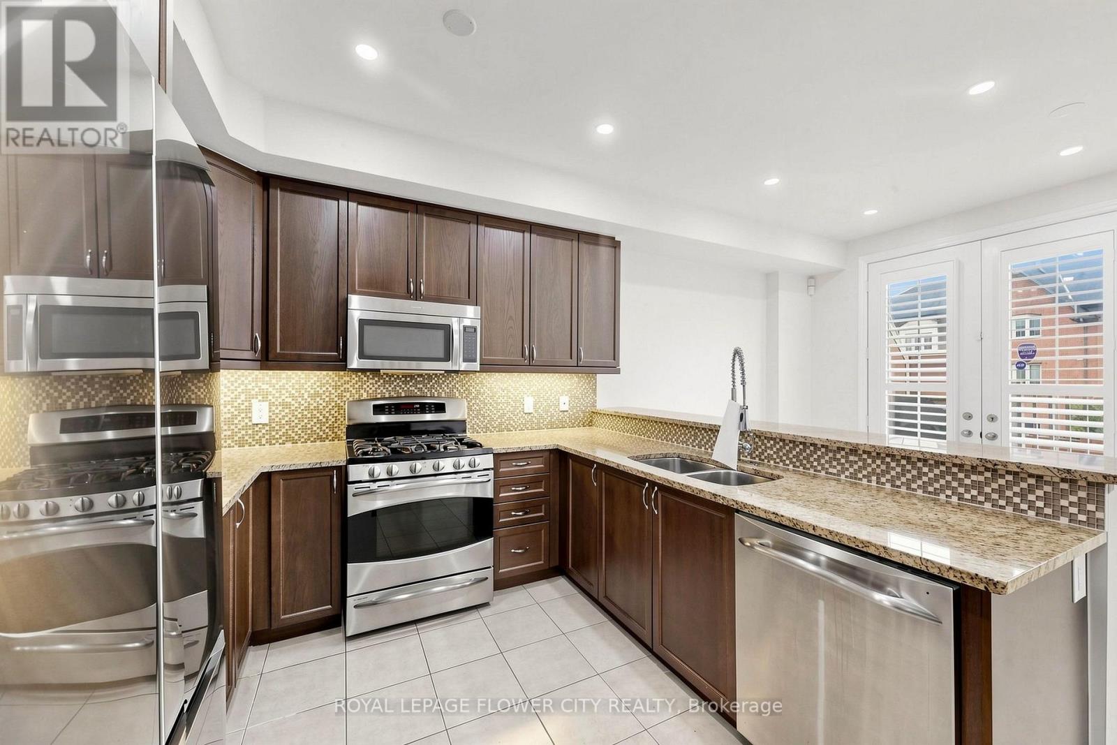 154 - 46 Soccavo Crescent, Brampton, Ontario L6Y 0W3 - Photo 21 - W13758772