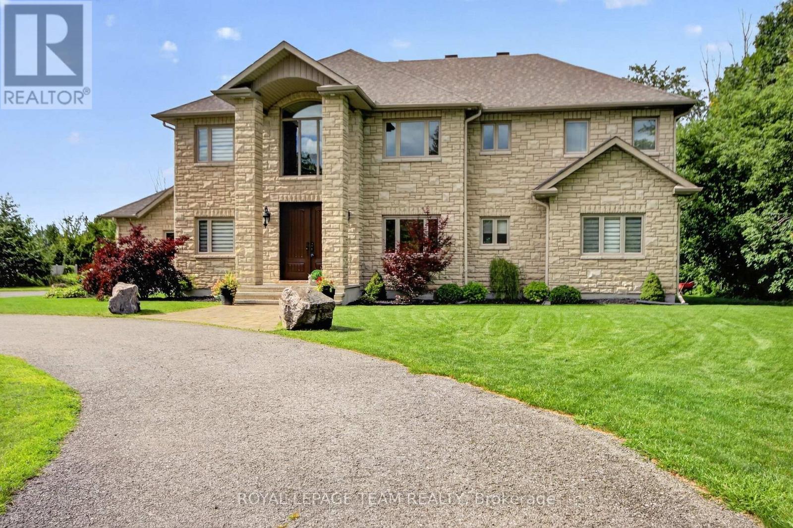 1425 Balmoral Drive, Ottawa, Ontario  K1V 1H2 - Photo 1 - X13766714