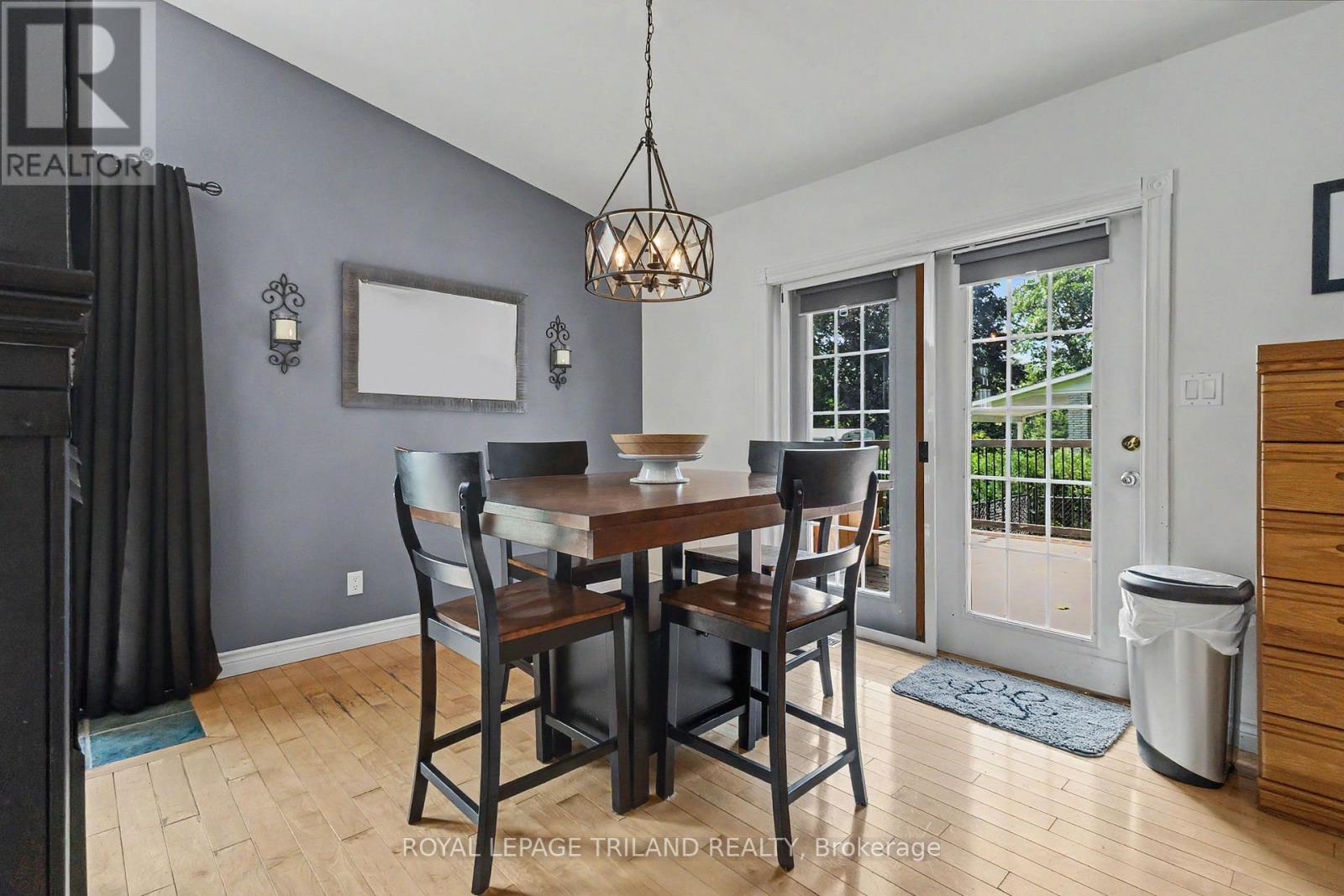 10234 Julie Avenue, Lambton Shores, Ontario  N0M 1T0 - Photo 11 - X13766878
